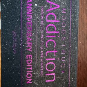 Addiction Anniversary Edition Eyeshadow Palette - Black with Hot Pink Text